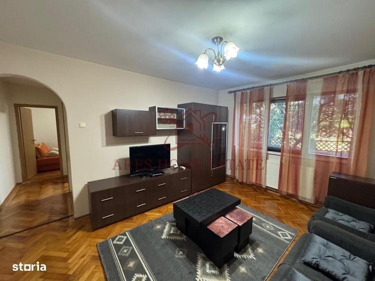 Apartament cu 3 camere în Complex Studențesc