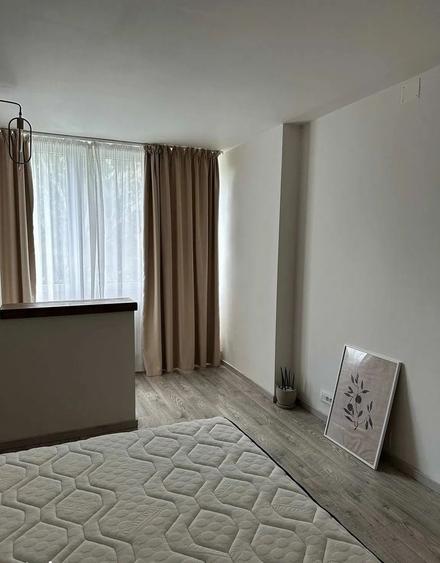 Apartament cu 3 camere, mobilat în Politehnica