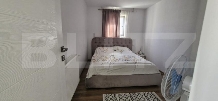 Casă individuală cu 5 camere cu Garaj în Pucioasa