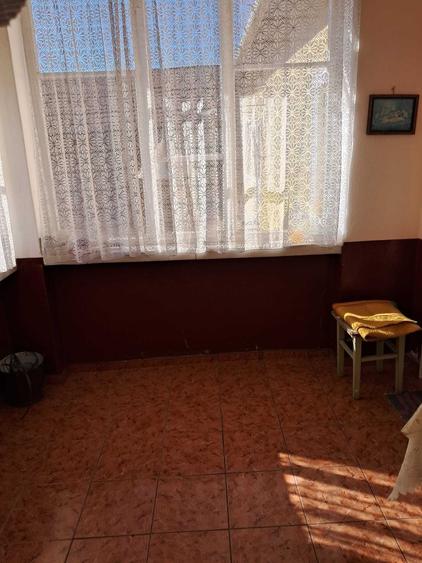 Casă cu 2 camere cu Teren 1300 Mp în Pericei