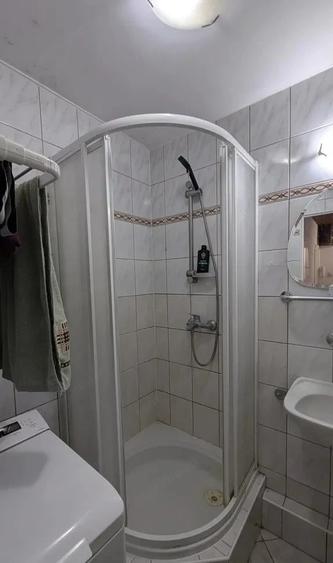 Garsonieră decomandată în Buziașului