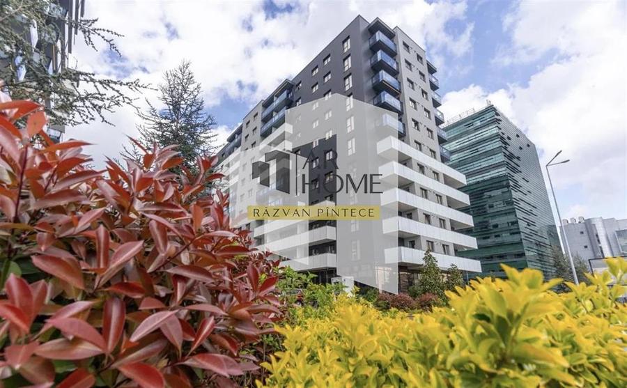 Apartament cu 3 camere decomandat în Pipera