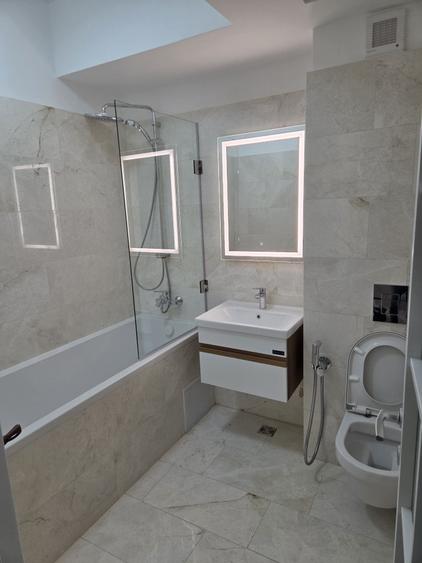 Apartament cu 2 camere decomandat în Cârlig