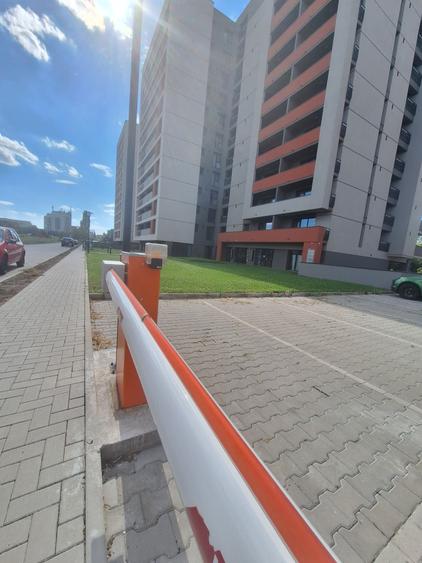 Penthouse cu 2 camere decomandat în Aradului