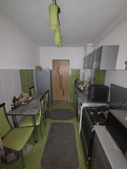 Apartament cu 2 camere, decomandat, parcare, zona Eroilor - 8