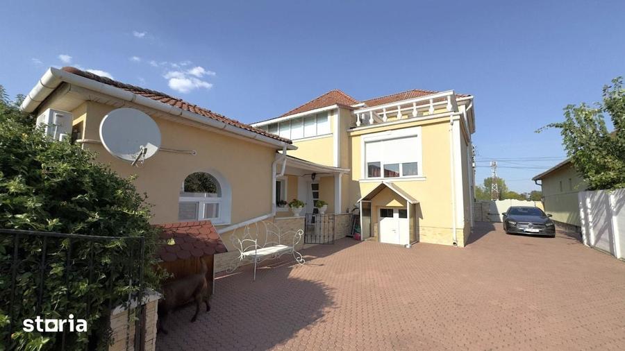 Casă cu 5 camere cu Teren 1010 Mp în Central