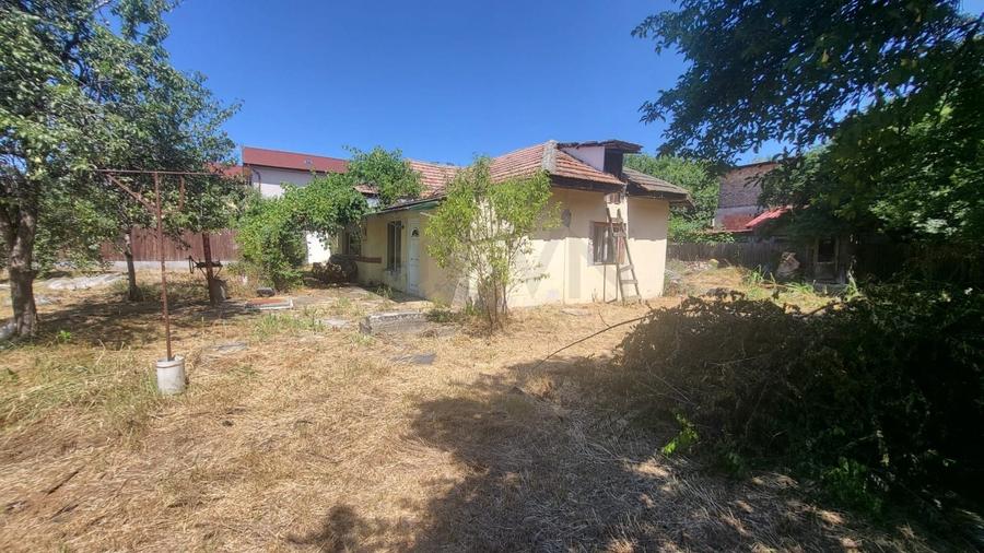 Teren agricol extravilan de 899 mp, în Central
