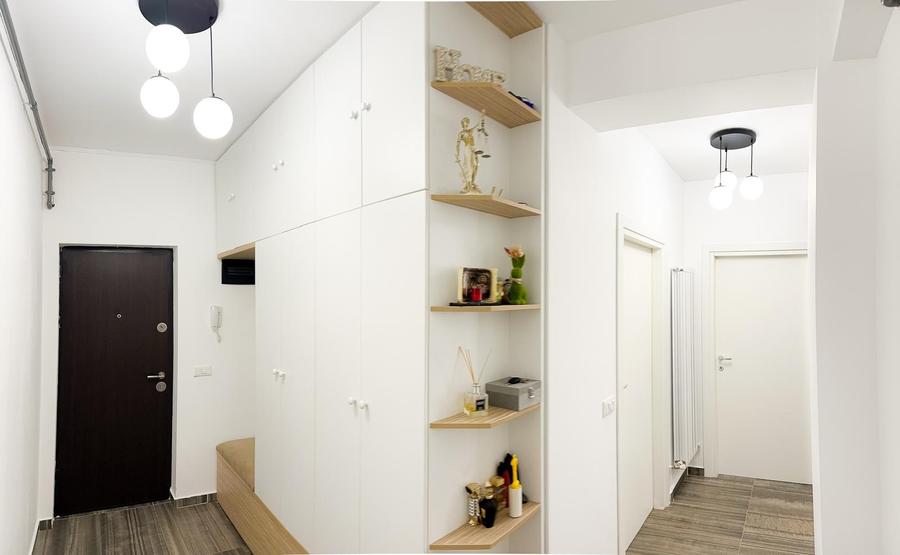 Apartament cu 3 camere decomandat în Năvodari Tabără