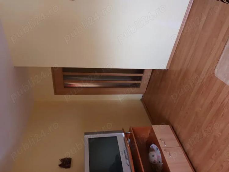 Casă cu Teren 60 Mp în Mioriței