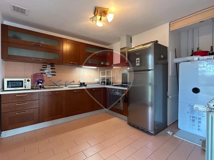 Apartament cu 2 camere decomandat, mobilat în Băneasa