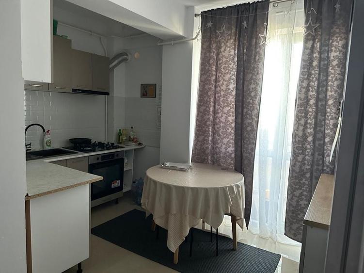 Apartament cu 2 camere semidecomandat în Valea Lupului