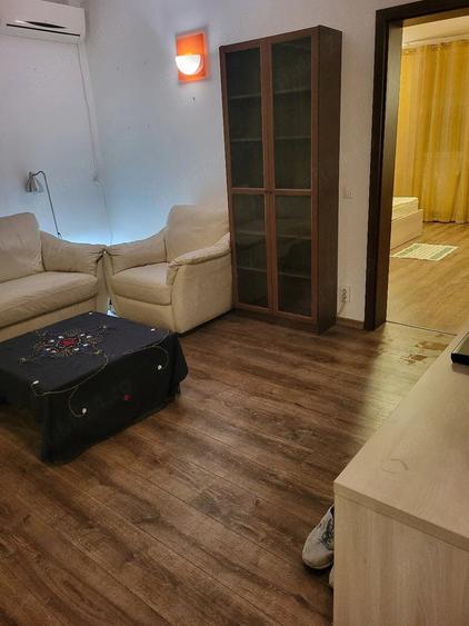 Apartament cu 2 camere decomandat în Șerban Vodă