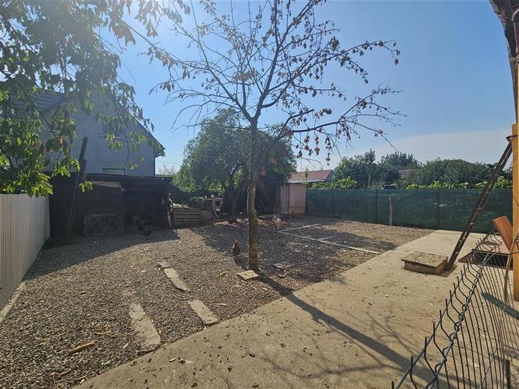 Casă individuală cu 4 camere cu Teren 513 Mp în CFR