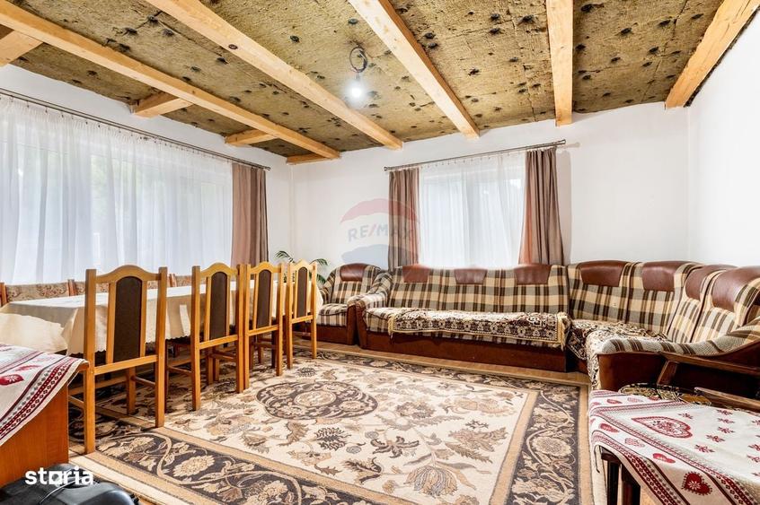 Casă cu 4 camere cu Teren 500 Mp în Măguri