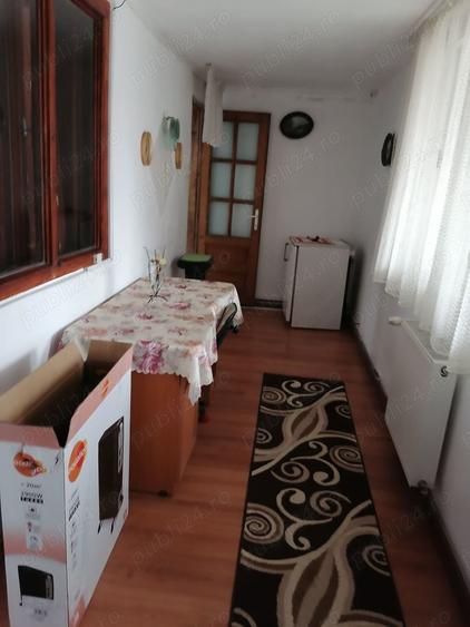 Casă cu 3 camere în Central