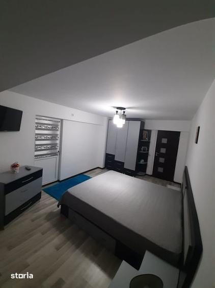 Ofer spre inchiriere apartament 3 camere! - 1
