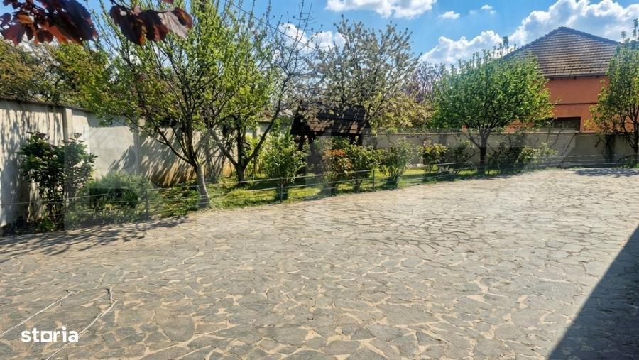 Casă cu 4 camere cu Teren 525 Mp în Livada