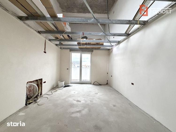Apartament cu 4 camere în Lipovei