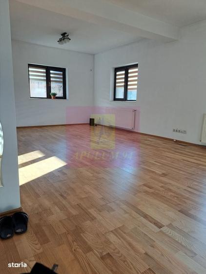 Casă cu 4 camere cu Teren 300 Mp în Prelungirea Ghencea