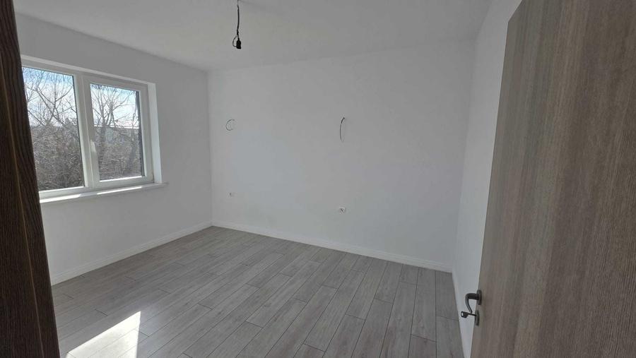 Apartament cu 2 camere semidecomandat în Braytim