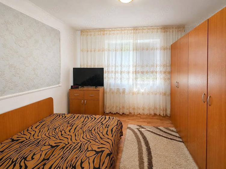 Apartament cu 2 camere semidecomandat în Central