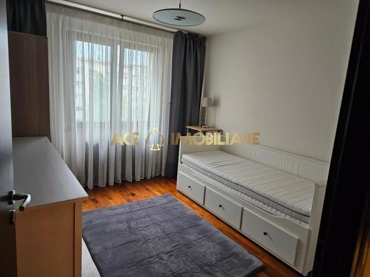 Apartament cu 3 camere decomandat, mobilat în Dristor