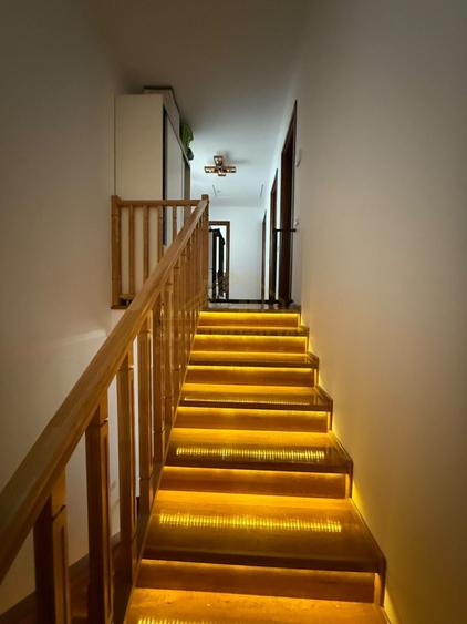 Duplex cu 4 camere cu Canalizare în Central