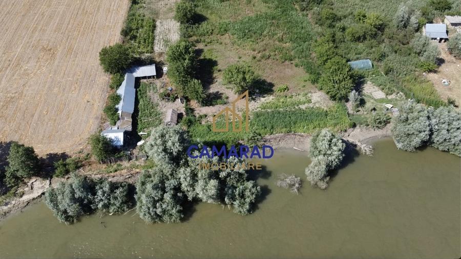 Teren Construcții intravilan de 8000 mp, în Beștepe
