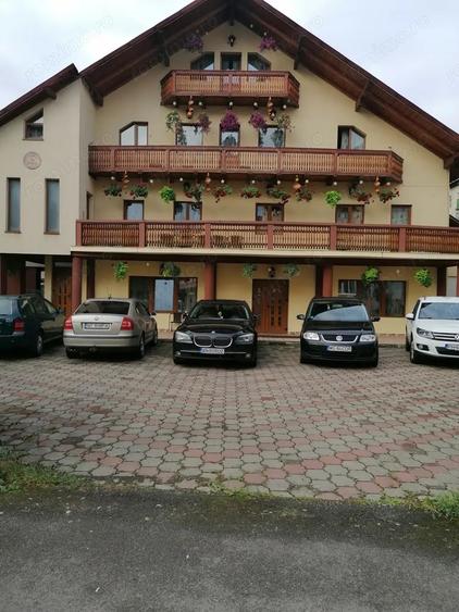 Casă cu 6 camere cu Teren 400 Mp în Câmpulung Moldovenesc