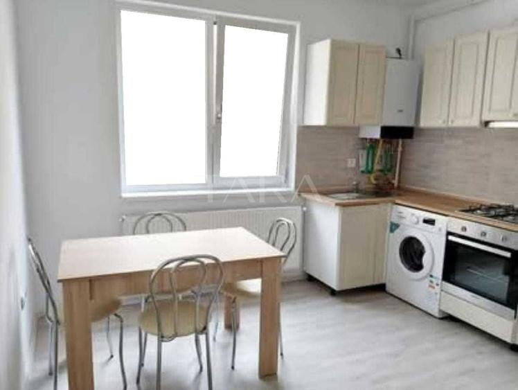 Apartament cu 2 camere semidecomandat, mobilat în Florești — fotografia 1