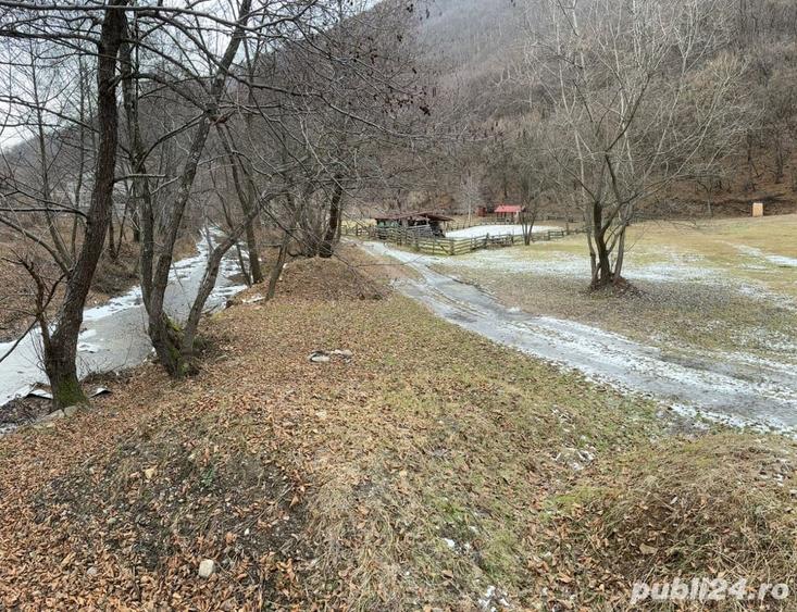 Teren de 2500 mp, în Someșu Rece