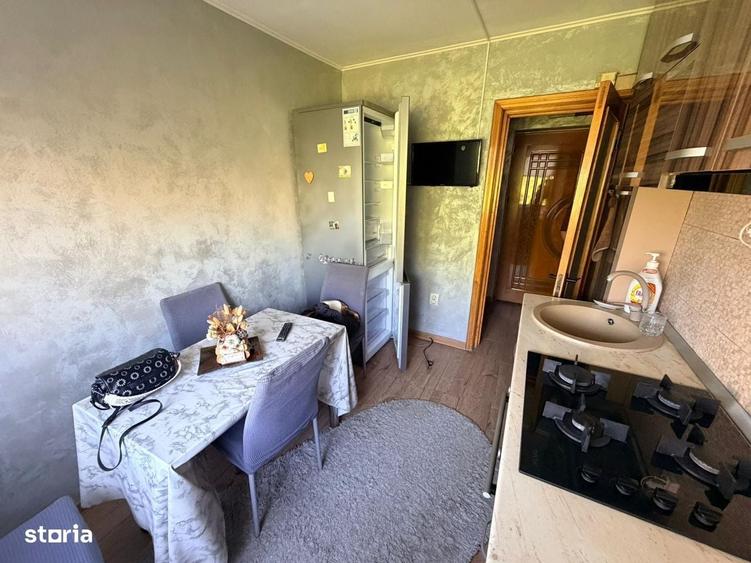 Apartament cu 2 camere în Viziru 2