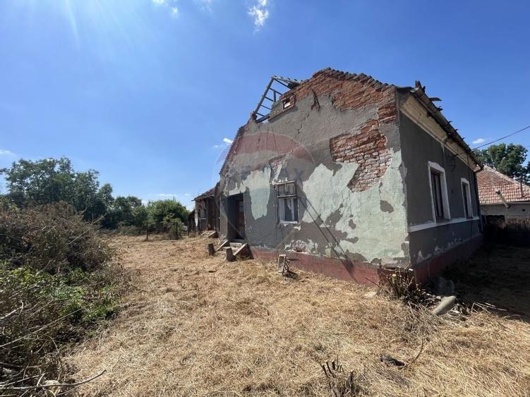 Teren Construcții intravilan de 1993 mp, în Voiteg