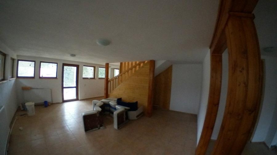Casă individuală cu 5 camere cu Canalizare în Predeal