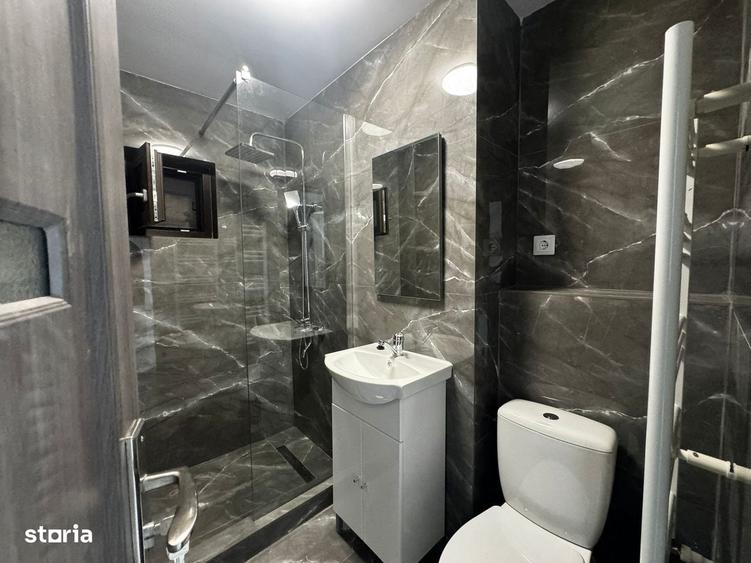 Apartament cu 4 camere decomandat în Prundu