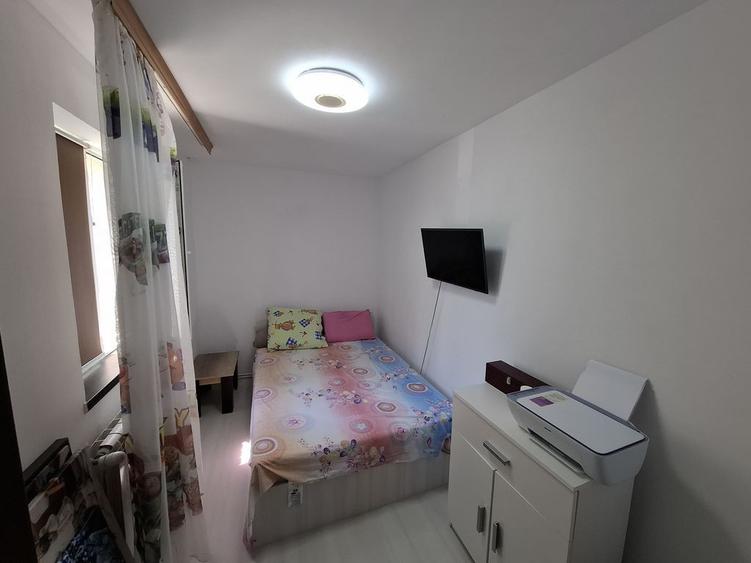 Apartament cu 4 camere semidecomandat, mobilat în Inel II
