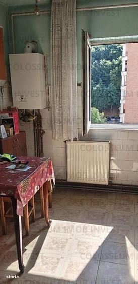 Apartament cu 2 camere decomandat în Răcădău
