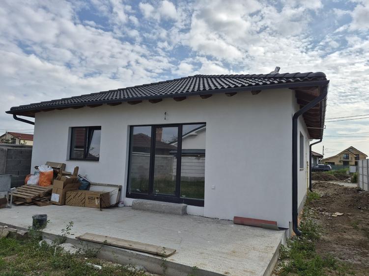 Vand casa noua in Osorhei - 8