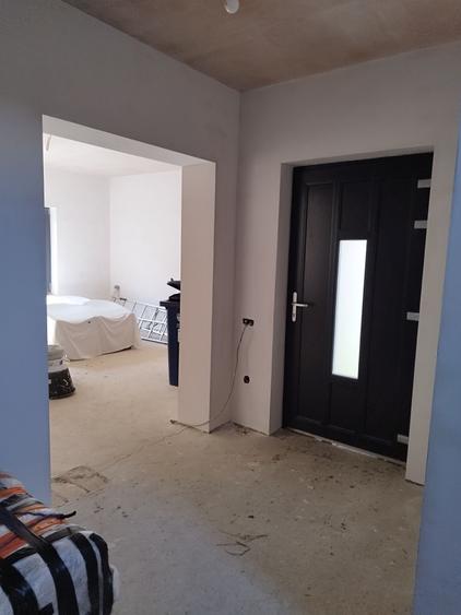Casă cu 3 camere în Central