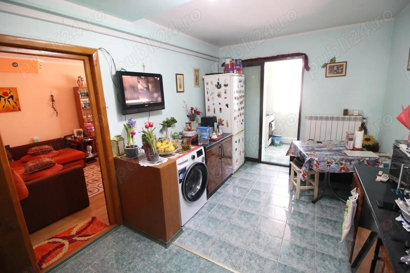Apartament cu 2 camere decomandat, mobilat în Vest