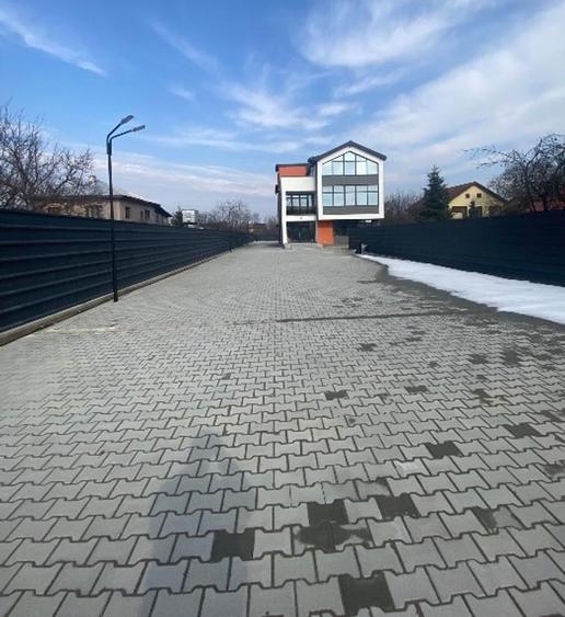 Spațiu comercial, de 410 mp, în Central