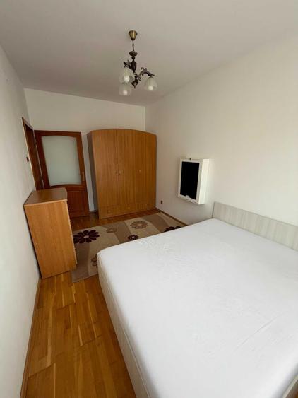 Apartament cu 2 camere decomandat în Ștrand