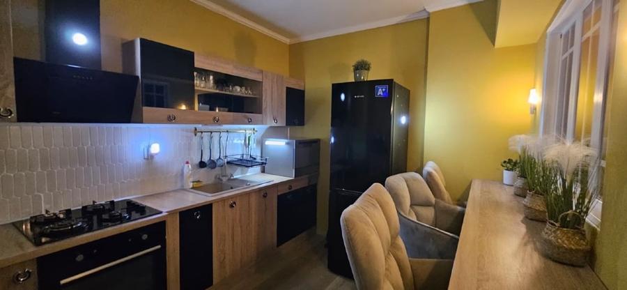 Apartament cu 2 camere, mobilat în Central