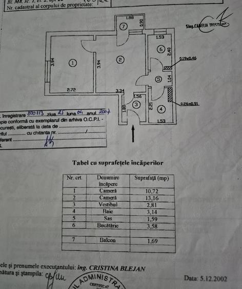 Apartament cu 2 camere semidecomandat în Berceni