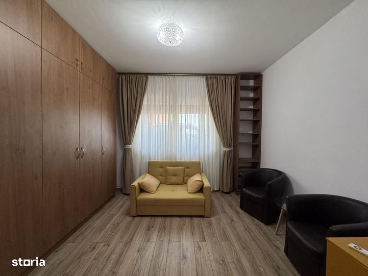 Casă cu 4 camere în Dumbrăvița