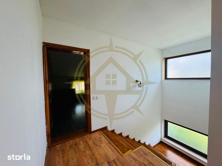 Casă cu 5 camere cu Teren 1192 Mp în Crevedia