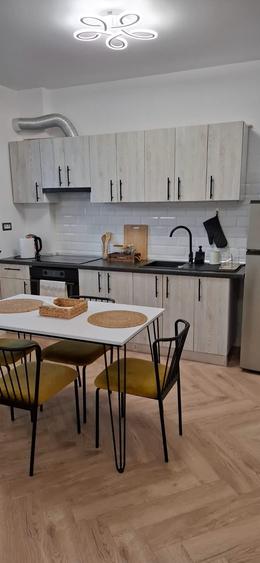 Apartament cu 2 camere decomandat în Pipera
