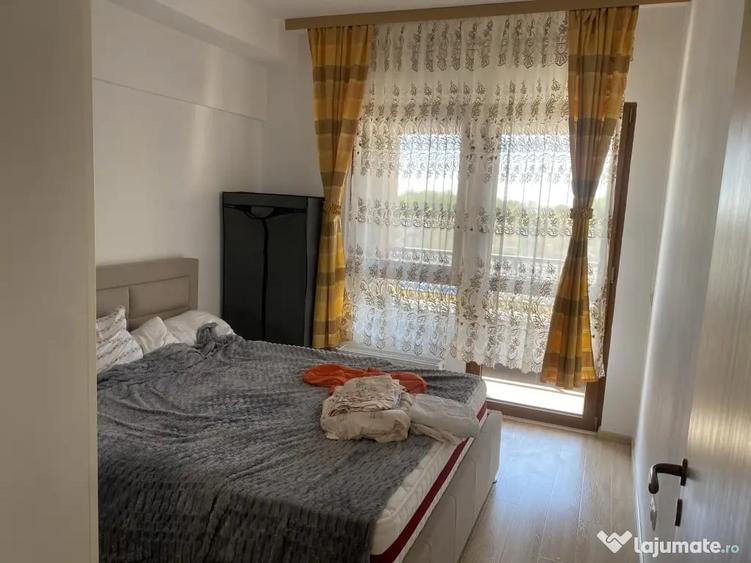 Apartament cu 2 camere decomandat în Berceni