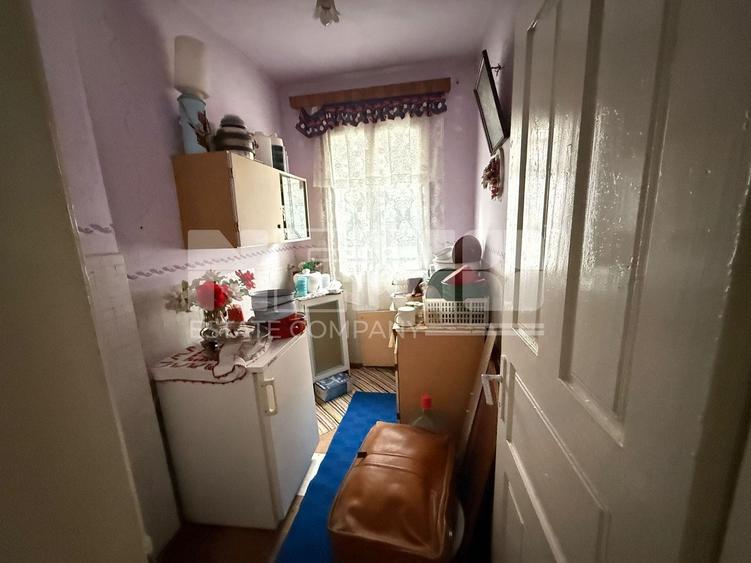 Casă individuală cu 5 camere cu Canalizare în Ultracentral