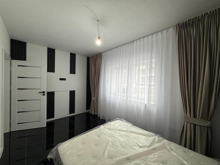 Apartament cu 2 camere decomandat, mobilat în Cristian